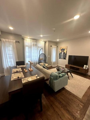 Luxe 3bd2bth Apt 15min to NYC & Met Life free prkg